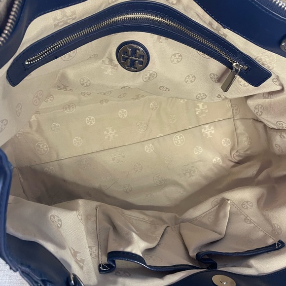Navy Tory Burch Hangbag - Picture 3 of 5